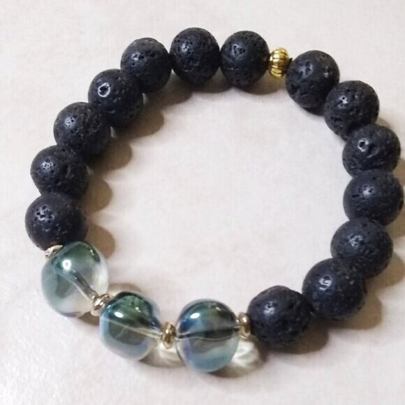 C.H.U.N.K.Y. MONKEY! Iridescent Shimmering Glass + Lava Rock Beaded Bracelet - Picture 2 of 8